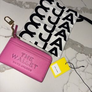 Marc Jacob's Women's The Leather Top Zip Multi Wallet